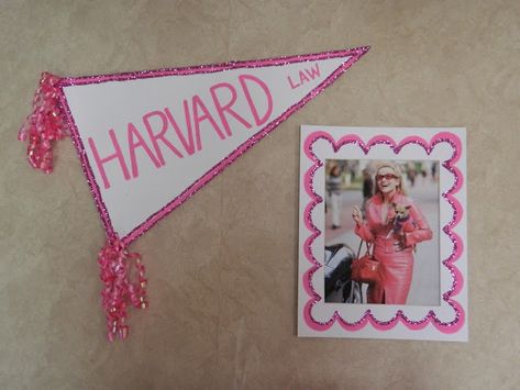 Legally Blonde Party, Law School Graduation Party, Mimi Birthday, Legally Blonde Musical, Geek Movies, Pink Movies, Sweet 16 Themes, Lobby Decor, Elle Woods