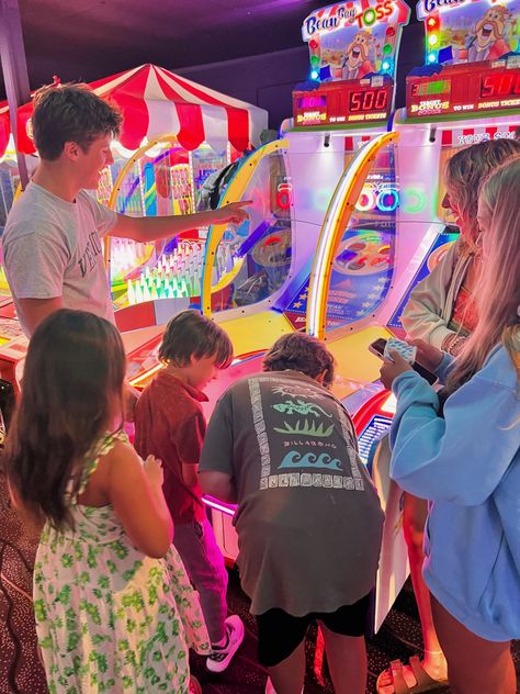 arcade with family Arcade Game Photoshoot, Arcade Games Photoshoot, Arcade Portrait Photography, Arcade Shoot, People Playing Arcade Games, Mobile Restaurant, Chuck E Cheese, People Having Fun, Kids Photoshoot