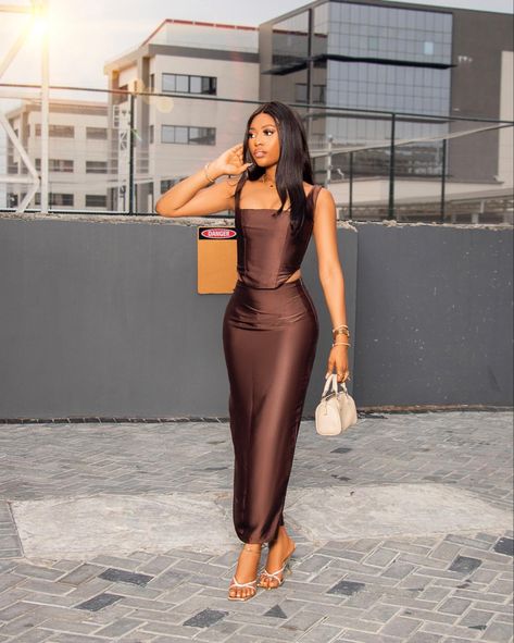 Instagram inspo Instagram influencer aesthetic Brown outfits Corset tops MIDI skirt Brown two piece set summer22 Brown Corset And Skirt Outfit, Brown Bday Outfit, Brown Chic Outfit, Black Women In Brown Dresses, Corset 2 Piece Set, Brown Dressy Outfits, Midi Skirt Party Outfit, Corset And Midi Skirt Outfit, Two Piece Maxi Skirt Set Formal