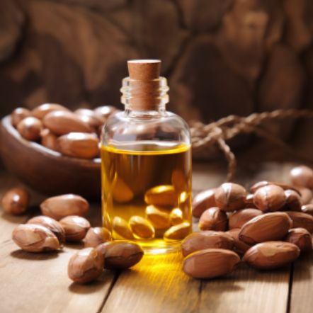 Argan Oil: The Ultimate Multi-Tasker! Your skincare's new best friend - argan oil works wonders not just on your face, but also on hair, nails, and body. A true beauty superhero! New Best Friend, Hair Nails, Skincare Ingredients, Argan Oil, True Beauty, Best Friend, Fun Facts, Nails, Hair