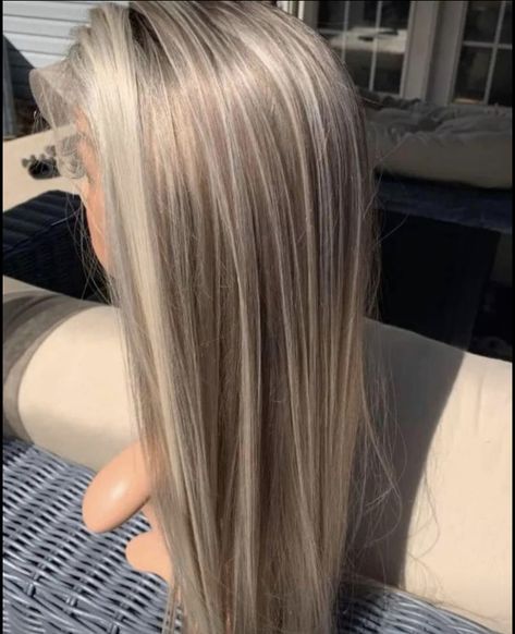 Super Ashy Blonde, Platinum Highlights On Dirty Blonde Hair, Blonde Thick Highlights, Light Brown Hair With Platinum Highlights, Blonde Highlights Brown Lowlights, Platinum Hair Aesthetic, Ashy Blonde With Lowlights, Blonde Silver Balayage, Chunky Blonde Highlights On Blonde Hair