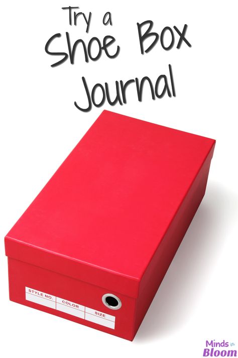 Have you ever thought about using a shoe box as a journal? I bet not! Read this tutorial for how to use a shoe box as a journal--let students get creative and put real items in there, instead of just writing in a journal! Writing Box Ideas, Diy Shoe Box, Random Journal, Shoe Box Diy, Phantom Tollbooth, Shoe Box Crafts, Fun Writing Activities, Shoe Box Storage, Envelope Book