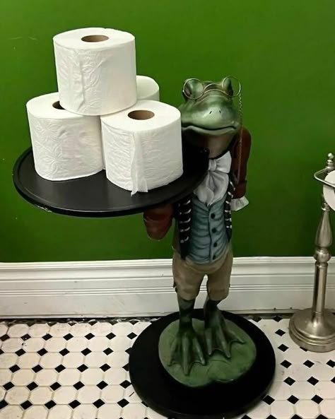 Frog Bathroom, Funny Furniture, Weird Furniture, Funky Decor, Everything Funny, Cool House, Thrift Finds, Future Apartment, Dream Apartment