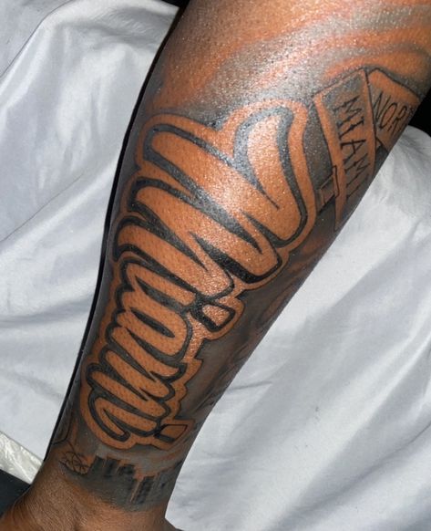 Miami 305 305 Tattoo Miami, Miami Tattoo Ideas Men, Miami Heat Tattoo, Florida Tattoo Ideas For Men, Miami Tattoo Ideas, Haitian Tattoo, Florida Tattoo, Tattoo Ideas Males, Florida Tattoos