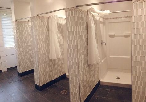 Multiple Shower Stalls Bathroom Ideas, Sorority House Bathroom, Communal Bathroom Design, Hostel Bathrooms Design, Sorority Bathroom, Orphanage Ideas, Locker Room Bathroom, Public Shower, College Bathroom