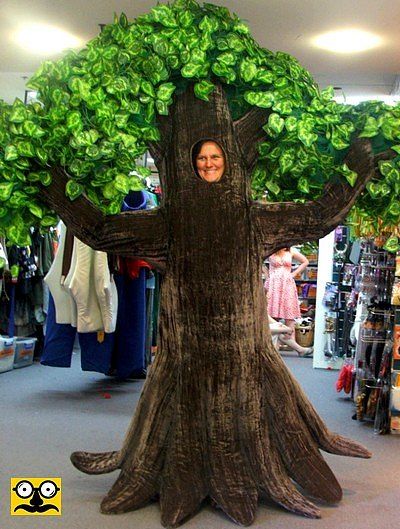 Tree (picture only) Tree Costume For Kids, Tree Costume Diy, Tree Costume Woman, Safari Photo Booth, Tree Halloween Costume, Sea Creature Costume, Cinderella Musical, Rainforest Project, Cardboard Tree