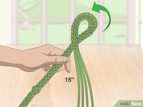 How to Braid a Halter (with Pictures) - wikiHow Pet How To Braid Rope, Simple Tie Knot, Horse Stables Design, Horse Tack Diy, Horse Braiding, Paracord Projects Diy, Paracord Dog Leash, Horse's Neck, How To Braid