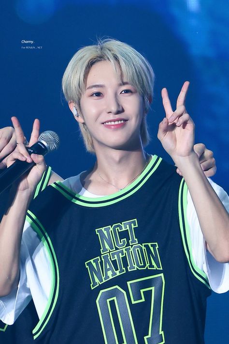 Nct Dream Renjun, Nct Renjun, Nct Winwin, Nct Dream Members, Aesthetic Boy, Huang Renjun, Chinese Boy, Ji Sung, Kpop Wallpaper