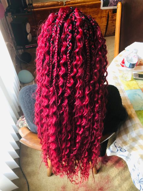 Colored Bohemian Braids, Cherry Red Hair Color, Bohemian Box Braids, Red Braids, Red Box Braids, Braiding Hair Colors, Wigs Collection, Red Hair Color Ideas, Cherry Red Hair