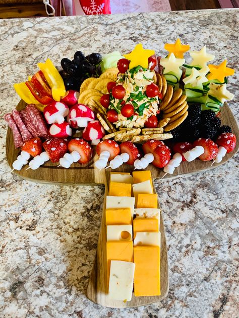 Forest Theme Charcuterie Board, Woodland Creature Charcuterie Board, Garden Theme Charcuterie Board, Mushroom Charcuterie Board, Fairy Garden Charcuterie Board, Fairy Charcuterie Board Ideas, Fairy Charcuterie Board, Woodland Charcuterie Board, Mushroom Vibes