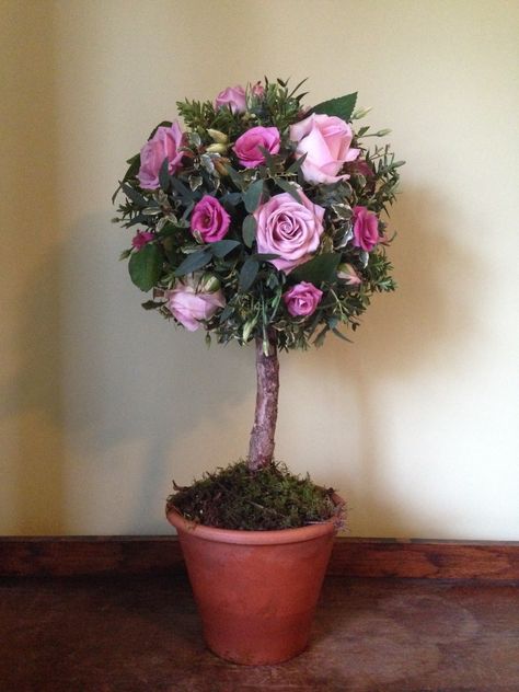 Fresh Flower Rose Topiary Tree Rose Topiary Diy, Rose Topiary, Floral Topiaries, Trees Diy, Topiary Diy, Summer Flower Arrangements, Topiary Tree, January Wedding, Topiary Trees