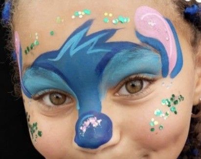 Stitch Face Makeup, Stitch Makeup Halloween, Stitch Face Paint, Disney Face Painting, Stitches Makeup, Animal Face Paintings, Face Painting For Boys, Christmas Face Painting, Estilo Hijab