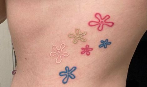 Spongebob Inspired Tattoo Spongebob Clouds Tattoo, Spongebob Sky Flowers Tattoo, Spongebob Sky Tattoo, Spongebob Cloud Tattoo, Small Cartoon Tattoos, Spongebob Jellyfish Tattoo, Cute Cartoon Tattoos, Spongebob Flower Tattoo, Spongebob Tattoo Ideas