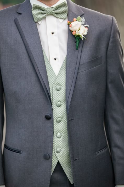 Sage Green Groomsmen Attire, Guys Suits, Sage Green Wedding Theme, Wedding Groomsmen Attire, Wedding Tux, Groom Wedding Attire, Green Themed Wedding, Sage Wedding, Wedding Suits Groom