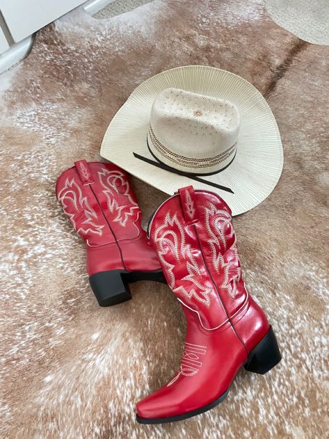 Red Boot Aesthetic, Cowboy Boots Collection, Red And White Cowboy Boots, Red Cowboy Hat Aesthetic, Long Cowboy Boots, Fun Cowboy Boots, Red Cowboy Boots Aesthetic, Cowgirl Boots Aesthetic, Cowboy Boots Aesthetic