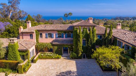 View 47 photos of this $22,900,000, 9 bed, 19.0 bath, 18671 sqft single family home located at 765 Rockbridge Rd, Montecito, CA 93108 built in 2003. MLS # 17-2145. Prince Harry Et Meghan, Mediterranean Mansion, Mansion Exterior, Prinz Charles, Gorgeous Homes, Stunning Architecture, Dream Mansion, Prinz Harry, Harry Meghan