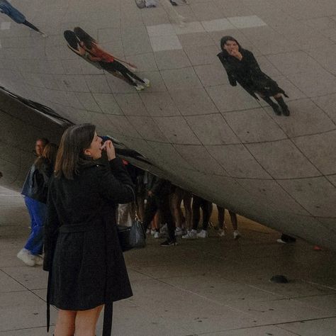 aesthetic photography city Chicago bean picture Chicago Bean Pictures, Chicago Senior Pictures, Chicago Bean, Chicago Vacation, Chicago Girls, Chicago Aesthetic, Chicago Summer, Chicago Pictures, Chicago Outfit