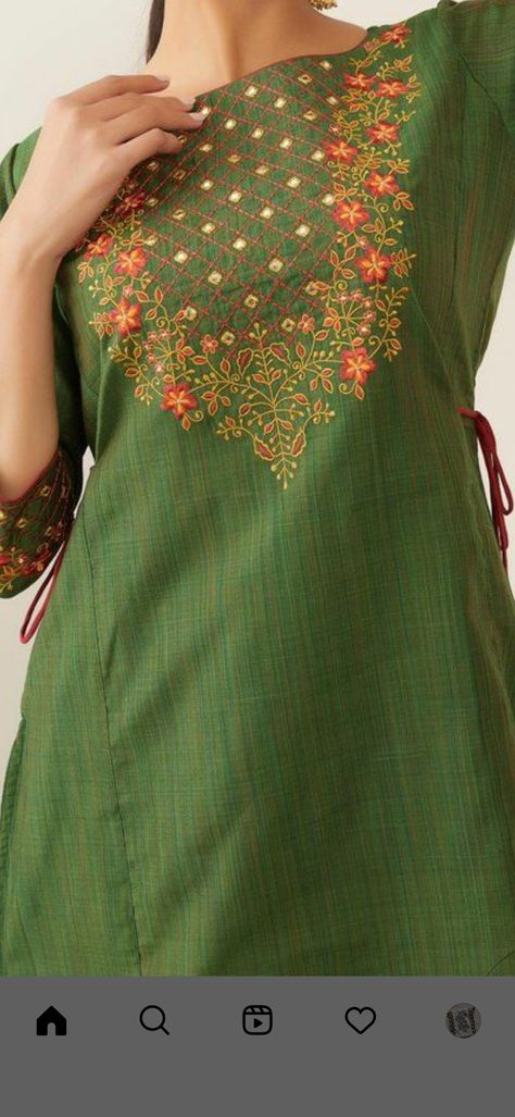 Full Embroidery Kurti Design, Embroidery Kurti Design, Kutch Embroidery, Embroidery Kurti, Indian Kurti Designs, Kurti Embroidery, Indian Kurti, Hand Embroidery Dress, Embroidery On Kurtis