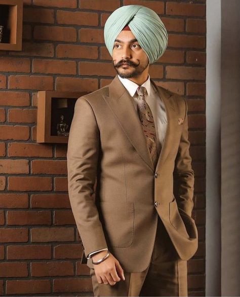 Coat Pent Men Suits With Turban, Orange Punjabi Suit, Coat Pent Men Suits Wedding Dresses, Pent Coat Men Suits For Wedding, Coat Pent Men Suits, Fat Men Fashion, Dresses Punjabi, Men Formal Outfit, Coat Pant For Men