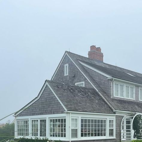 Nantucket Fine Living on Instagram: "Early morning fog is so peaceful! #baxterroad #nantucketfineliving #fog #summer2023" Nantucket Style Homes Exterior, Nantucket Exterior, Nantucket Homes, Nantucket House, Nantucket Style Homes, Nantucket Cottage, Nantucket Home, Tiny House Village, Nantucket Style