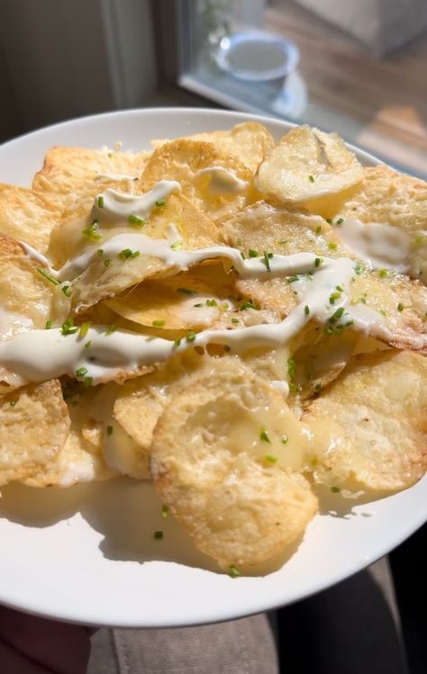 White Truffle Potato Chip Nachos - cheesegal.com Potato Chip Nachos, Truffle Potato Chips, Fall Couch, Apple Bite, Bread Shop, Snack Mixes, Pumpkin Butter, Best Banana Bread, White Truffle