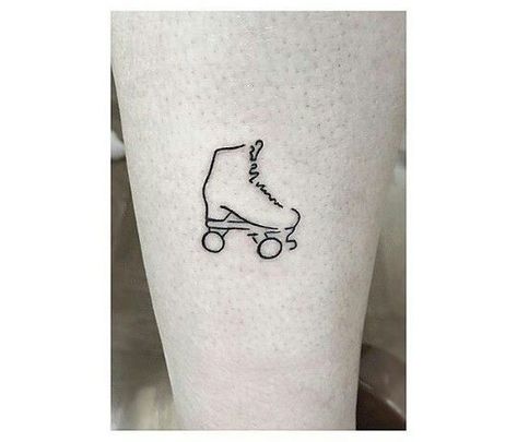 Rollerblades Tattoo, Rollerblade Tattoo, Skating Tattoo Ideas, Roller Skates Tattoo, Figure Skating Tattoo, Rollerskate Tattoo, Roller Skate Tattoo, Skating Tattoo, Derby Tattoo