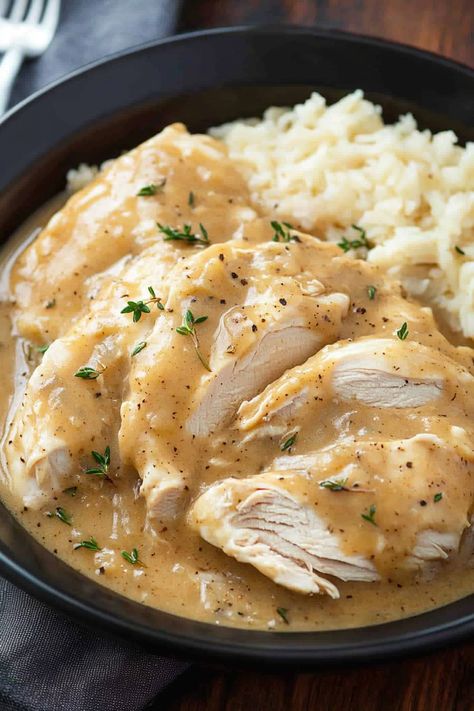 Slow Cooker Chicken and Gravy Crockpot Chicken Breast And Potatoes, Frozen Chicken Breast Crockpot, Chicken N Gravy, Frozen Chicken Breast Recipes, Chicken Breast And Potatoes, Crock Pot Meat, Slow Cooker Chicken And Gravy, Crock Recipes, Crockpot Chicken And Gravy