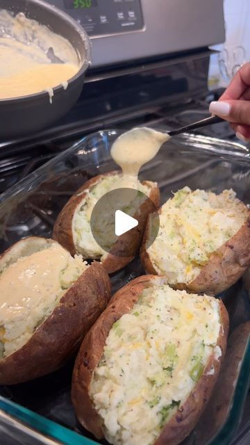 Double Loaded Baked Potato, Baked Potatoes Dinner Meals, Potato With Chicken Recipes, Dinner Recipes With Baked Potatoes, Loaded Chicken Twice Baked Potato, Loaded Chicken Potatoes, Dinner With Baked Potato, Best Twice Baked Potatoes Recipe, Stuffed Potatoes With Chicken