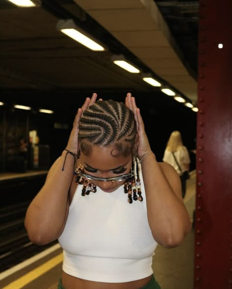 Line Braids Hairstyles For Black Women, Stitch Braids Cornrows With Beads, 8-10 Feed In Braids, Straight Back With Design, Older Black Woman Hairstyle, Short Straight Back Cornrows With Beads, Straight Back Braids Cornrows Hairstyles With Designs, Alicia Keys Braids 2000s, Creative Feeders Braids