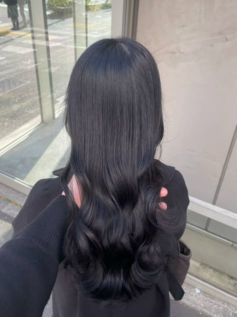 Blueblack Haircolor, Midnight Black Hair, Black Hair Korean, Blue Black Hair, Korean Hair Color, Long Black Hair, Long Wavy Hair, Face Hair, Love Hair