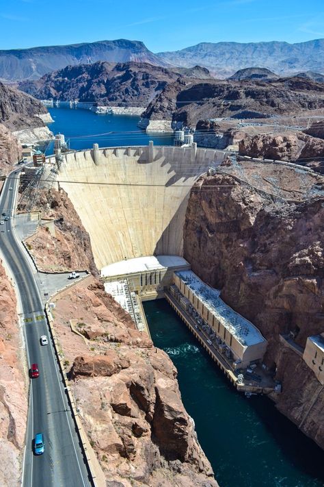 Hoover Dam Construction, Water Dam, Pancho Villa, Las Vegas Vacation, Hoover Dam, Us Travel Destinations, Vacation Usa, Summer Destinations, Colorado River