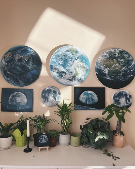 Earth From The Moon, Painting Earth, Earth At Night, Ocean Art Painting, Kids Room Interior Design, Diy Room Decor For Teens, Astronomy Art, Blue Planet, Planets Art