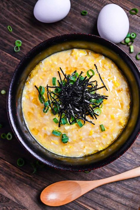 Japanese Egg Rice Bowl, Japanese Egg Breakfast, Japanese Rice Soup, Chinese Rice Porridge, Japanese Egg Dishes, Okayu Recipe, Japanese Porridge, Rice Porridge Breakfast, Korean Rice Porridge