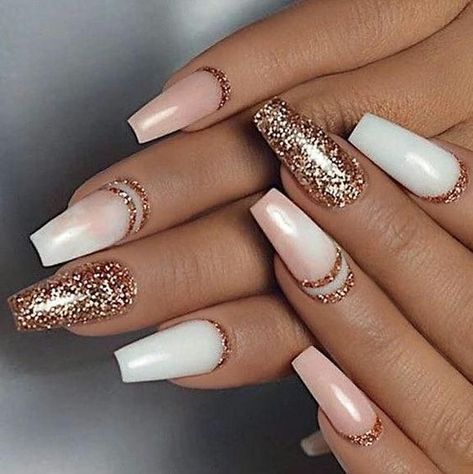 @kendecha✨ Winter Manicures, Rose Gold Nails, Art Winter, Prom Nails, Nail Polishes, Art Tutorial, Gold Nails, Gorgeous Nails, Cute Acrylic Nails