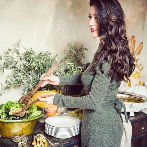 @annstreetstudio couldn't look more perfect if she tried in our AW16 olive wrap dress. ✨✨ #CAlcalayGirls Currently out of stock but will be back soon! Old Fashioned Men, Ann Street Studio, Jamie Beck, Inspiration Portrait, Photography Inspiration Portrait, Styling A Buffet, Men Photography, Vintage Soul, French Country Style