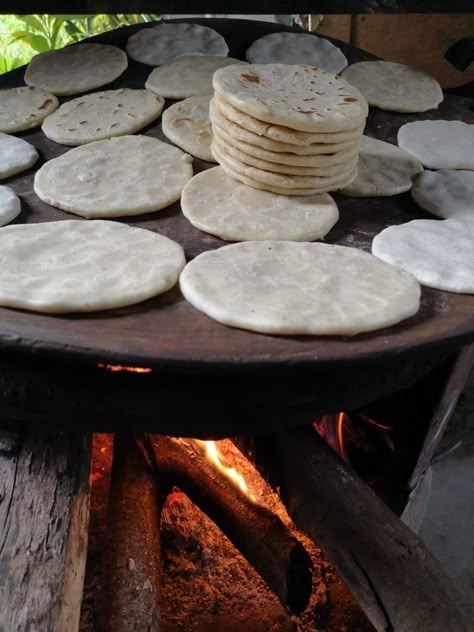 Ranch Girl, Latino Culture, Culinary Cooking, Living In Mexico, Mexico Culture, Open Fire, Mexican Culture, Wedding Food, Outdoor Kitchen