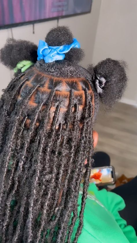 Parting For Butterfly Locs, Butterfly Locs Parting, Soft Locs Parting Guide, Butterfly Locs Parts, Parts For Butterfly Locs, Soft Loc Parts, Soft Locs Parts, Soft Loc Parting Guide, Soft Locs Parting