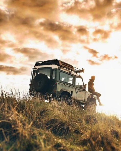 Afternoon Drive: Off-Road Adventures (25 Photos) - Suburban Men Roof Rack, Beautiful Landscapes, A Man, Roof, Most Beautiful, The World, White, Instagram