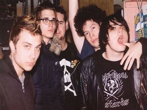 Back Stage: Electric Factory in Philadelphia, Pennsylvania, on 7 February 2003. Frank Iero, Mikey Way, Matt Pelissier, Ray Toro, Gerard Way. Maddy Core, Gerard And Frank, Ray Toro, I Love Mcr, Black Parade, Mikey Way, Frank Iero, Band Stuff, Emo Bands