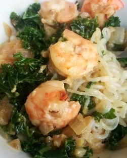 Gundry Shrimp and Kale Spaghetti – A Better Life Blog Plant Paradox Food List, Kale Spaghetti, Dr Gundry Recipes, Lectin Free Foods, Plant Paradox Diet, Lectin Free Diet, Dr Gundry, No Carbs, Miracle Noodles