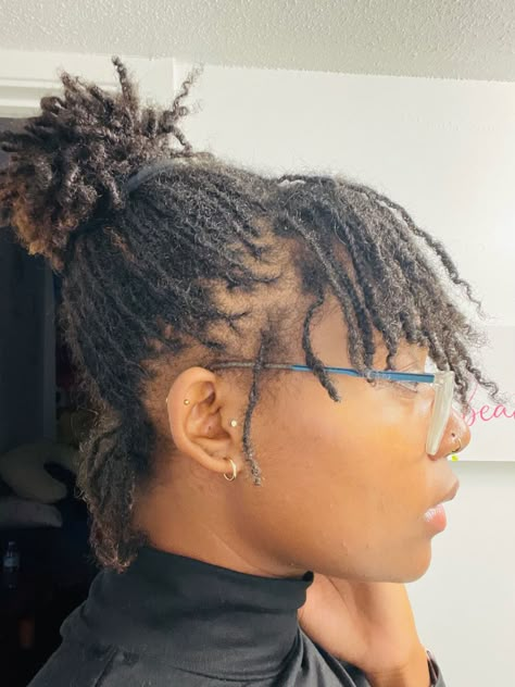 Twa Microlocs, Short Microlocs Styles, Microlocs Styles, Microlocs Journey, Microloc Journey, Locs Updo, Braid Locs, Sisterlocks Styles Updo, Locs Short