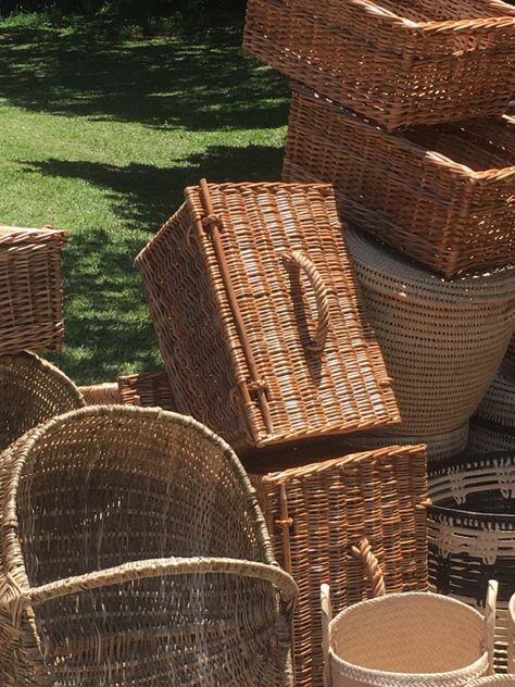 #picnic #aesthetic #cottage Wicker Aesthetic, Aesthetic Cottage, Picnic Aesthetic, Picnic Baskets, Dressage Horses, Hunger Games Trilogy, Wicker Chair, Dressage, Picnic Basket