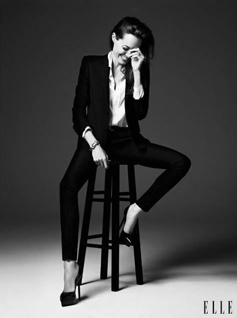 Forever muse, Angelina Jolie Shooting Studio, Elle Us, Business Photoshoot, Pose Fotografi, Shot List, 사진 촬영 포즈, Business Portrait, Foto Poses, Elle Magazine