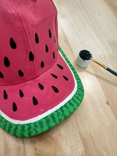 Watermelon Tutu Diy, White Baseball Hat, Summertime Crafts, Hat Diy, Nutrition Month, Diy Tutu, Textiles Projects, Fabric Glitter, Diy Hat