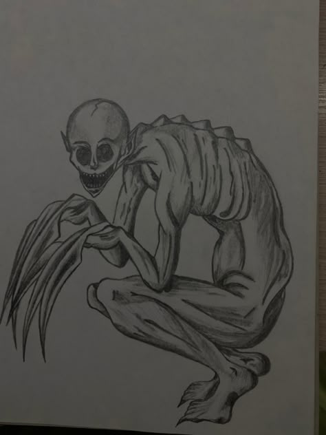 Scary Body Drawing, Scary Monster Sketch, Monster Drawing Ideas Scary, Histrionic Art, Evil Person Drawing, Sketchbook Ideas Creepy, Drawing Scary Things, Creepy Fairy Art, Monster Designs Horror