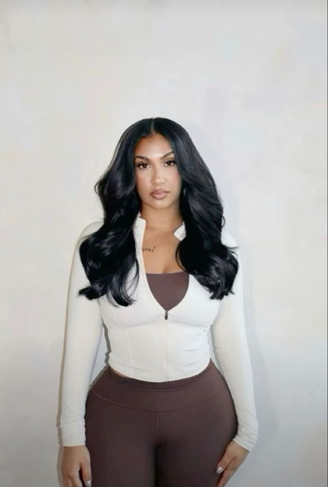 Queen Naija, Cute Gym Outfits, Model Outfit, Women's Hoodies, Baddie Hairstyles, Curvy Outfits, Cropped Jacket, Black Girls Hairstyles, Lookbook Outfits