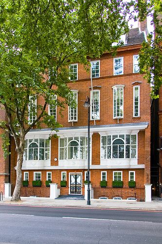 Richard Norman Shaw, Shaw House, Secret London, Architecture Classic, Swan House, London Houses, Victorian London, Aesthetic Movement, Brick And Mortar