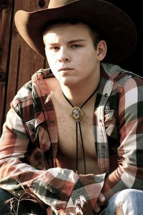 Jonathan Lipnicki Jonathan Lipnicki, Fashion Models Men, Cowboy Pictures, Model Man, Fitness Men, Celebrities Then And Now, Gay Fashion, Attractive Guys, Country Boys