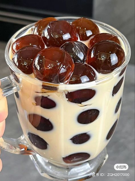 Giant Boba Tea, Milk Boba Tea, Kawaii Fits, Boba Tea Recipe, Asian Dessert Recipes, Grass Jelly, Bubble Tea Boba, Sleepover Food, Food Street