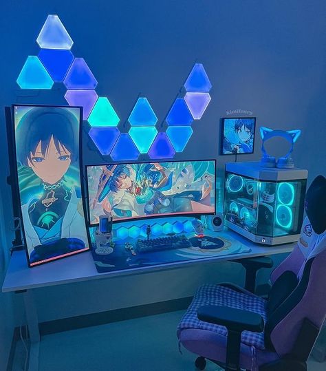 Gaming Room Blue Aesthetic, Genshin Gaming Setup, Genshin Impact Room Decor, Genshin Room Decor, Genshin Setup, Genshin Impact Room, Cozy Gamer Bedroom, Genshin Room, Adam Aesthetic